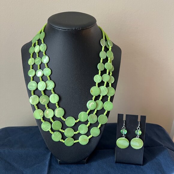 Lime Green Jewelry Set – Multistrand Necklace & Drop Earrings – NEW - Picture 11 of 15